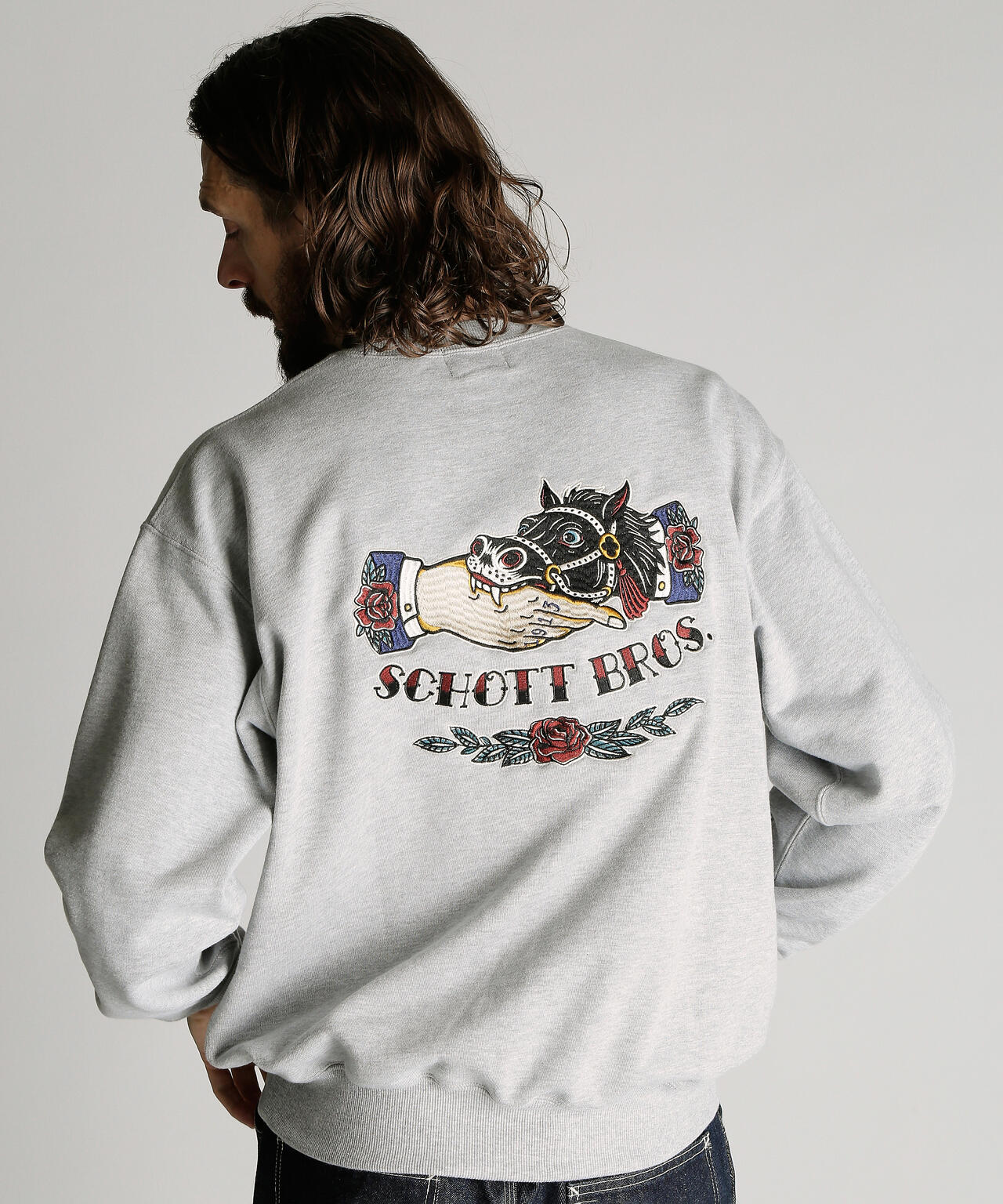 CREW SWEAT SHAKE HAND HORSE/クルースウェット シェイクハンドホース