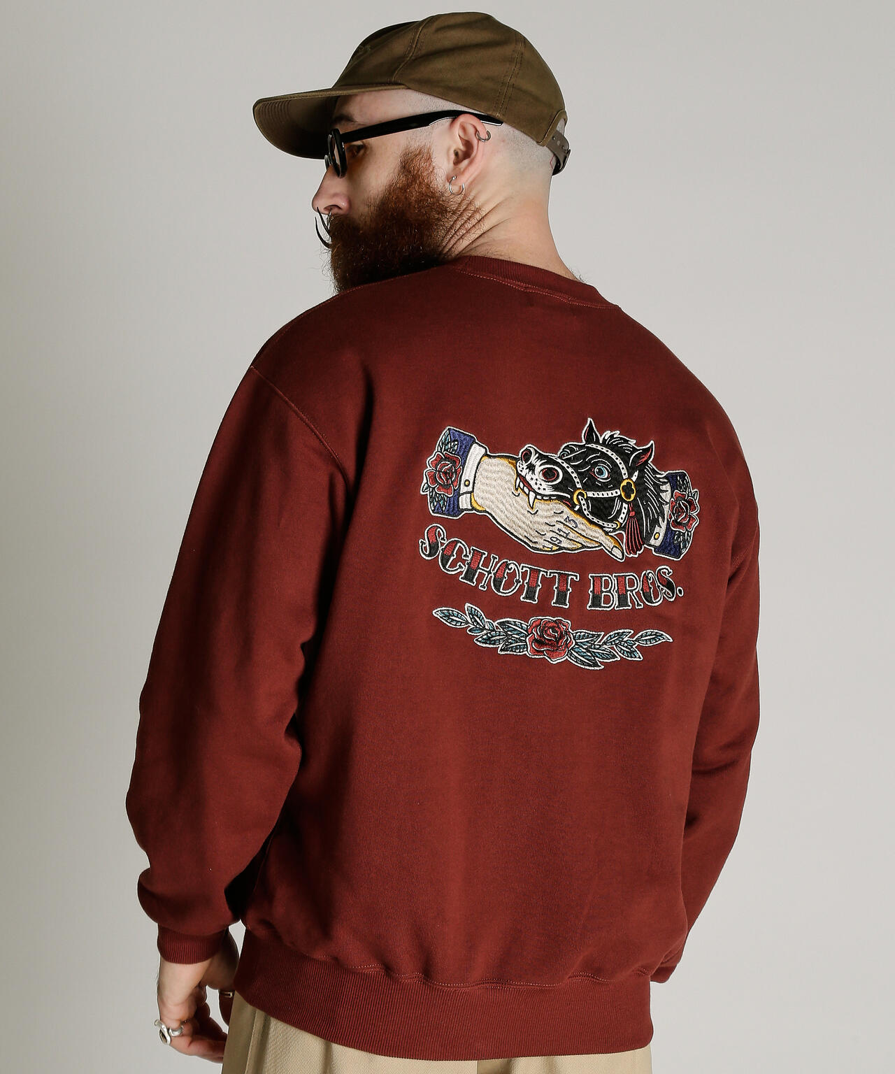 CREW SWEAT SHAKE HAND HORSE/クルースウェット シェイクハンドホース