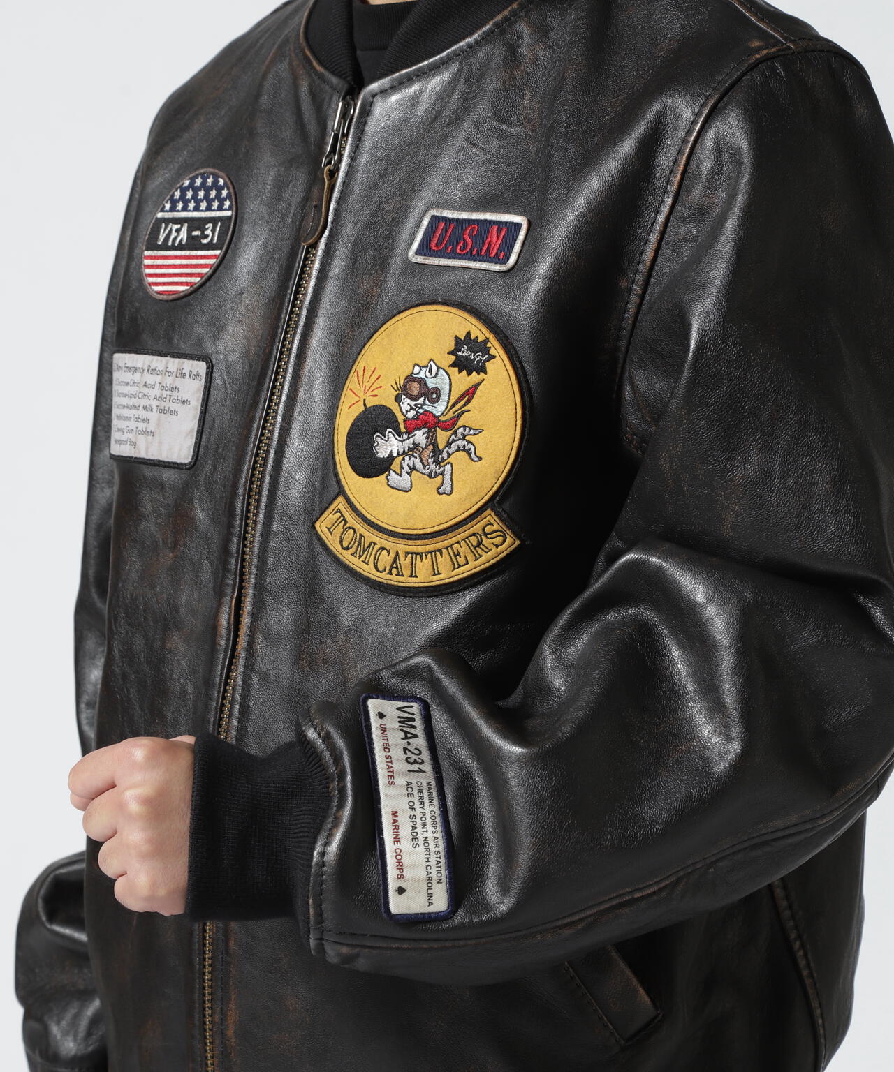 16bb27d9-58e3-50f7-ae21-56fa7c8392b1_Image