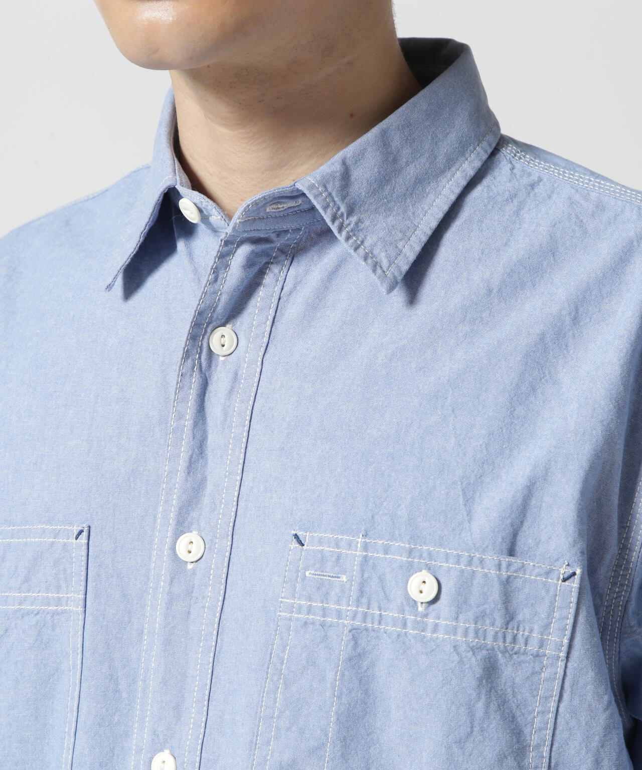 《DAILY/デイリー》BASIC CHAMBRAY S/S SHIRT / 半袖シャンブレーシャツ/AVIREX/アヴィレック