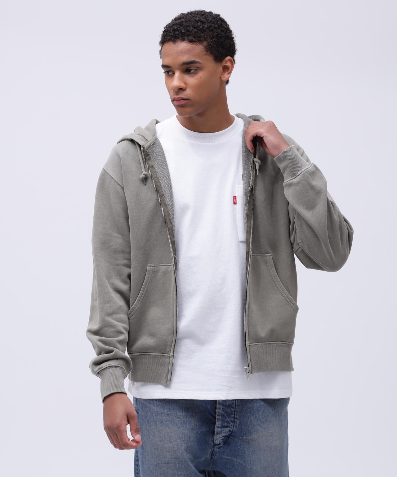 a64ba042-884a-5358-9336-09b43c6c5e81_Image