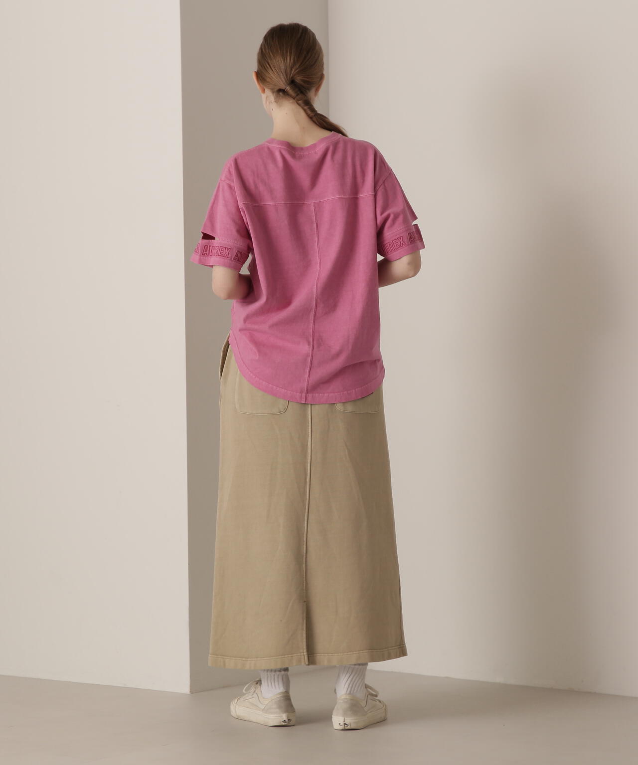 FADE WASH CUFFS OPEN EMBROIDERY T-SHIRT/フェイドウォッシュ カフスオープン刺繍Tシャツ