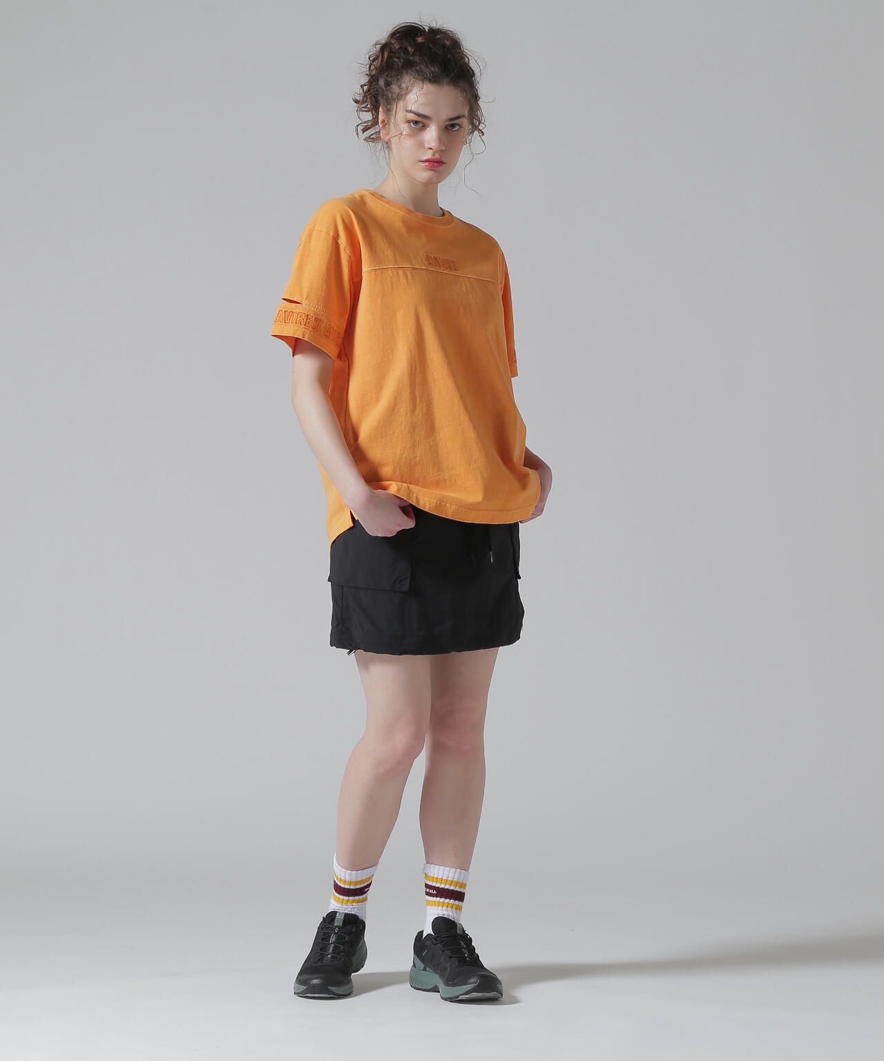 FADE WASH CUFFS OPEN EMBROIDERY T-SHIRT/フェイドウォッシュ カフスオープン刺繍Tシャツ