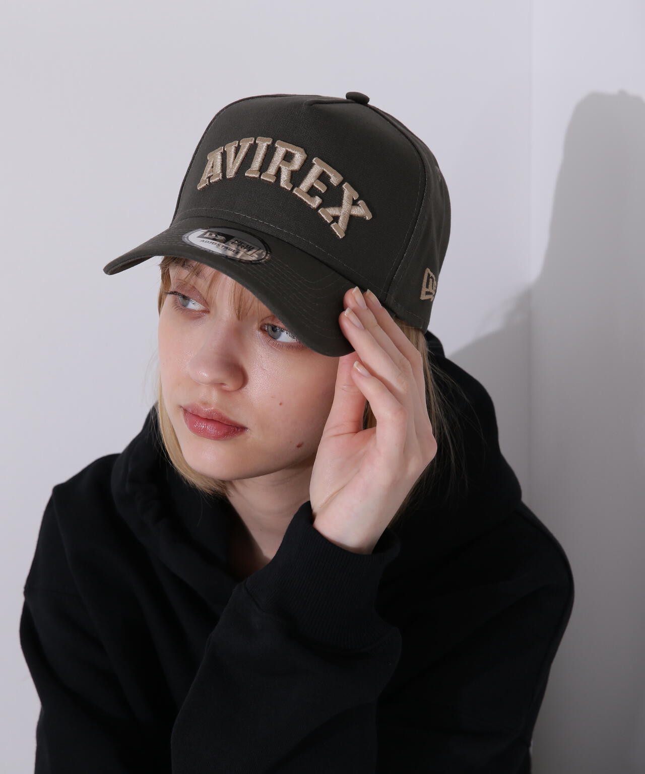 《AVIREX × NEWERA》9FORTY A-FRAME LOGO CAP ADJUSTABLE / 9フォーティー Aフレーム ロゴ