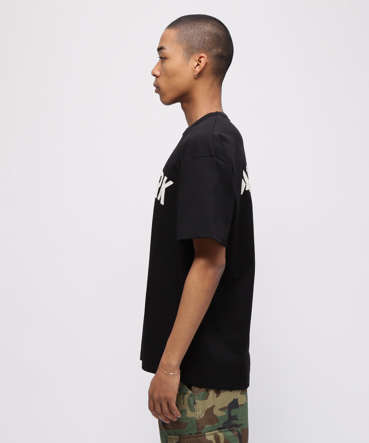 《AVIREX / EXPANSION》"YEWNORK" T-SHIRT