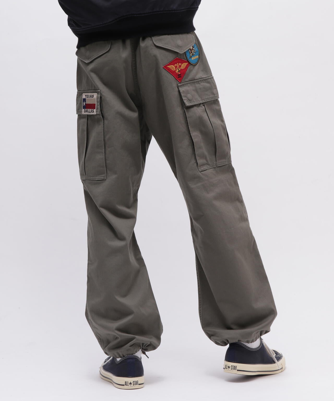 《直営店限定》TOP GUN WAPPEN CARGO PANTS / トップガン ワッペン カーゴパンツ / AVIREX