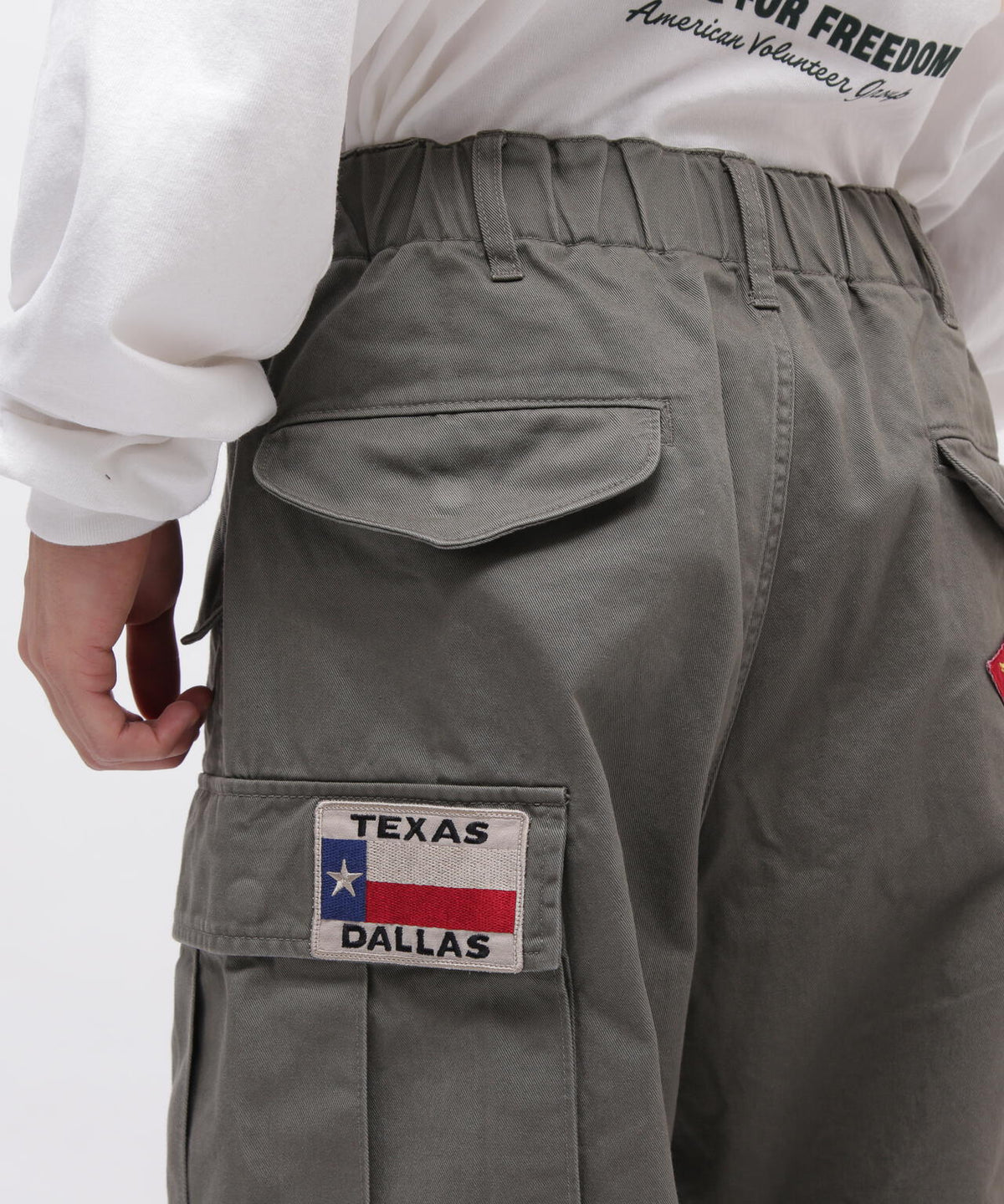 《直営店限定》TOP GUN WAPPEN CARGO PANTS / トップガン ワッペン カーゴパンツ / AVIREX