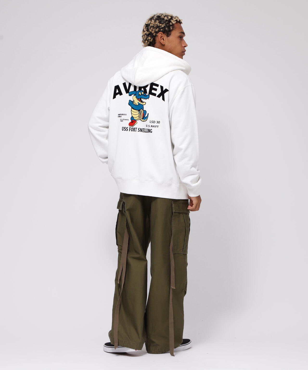 b763e763-dea3-5c63-bbbb-97b941c6fe0c_Image