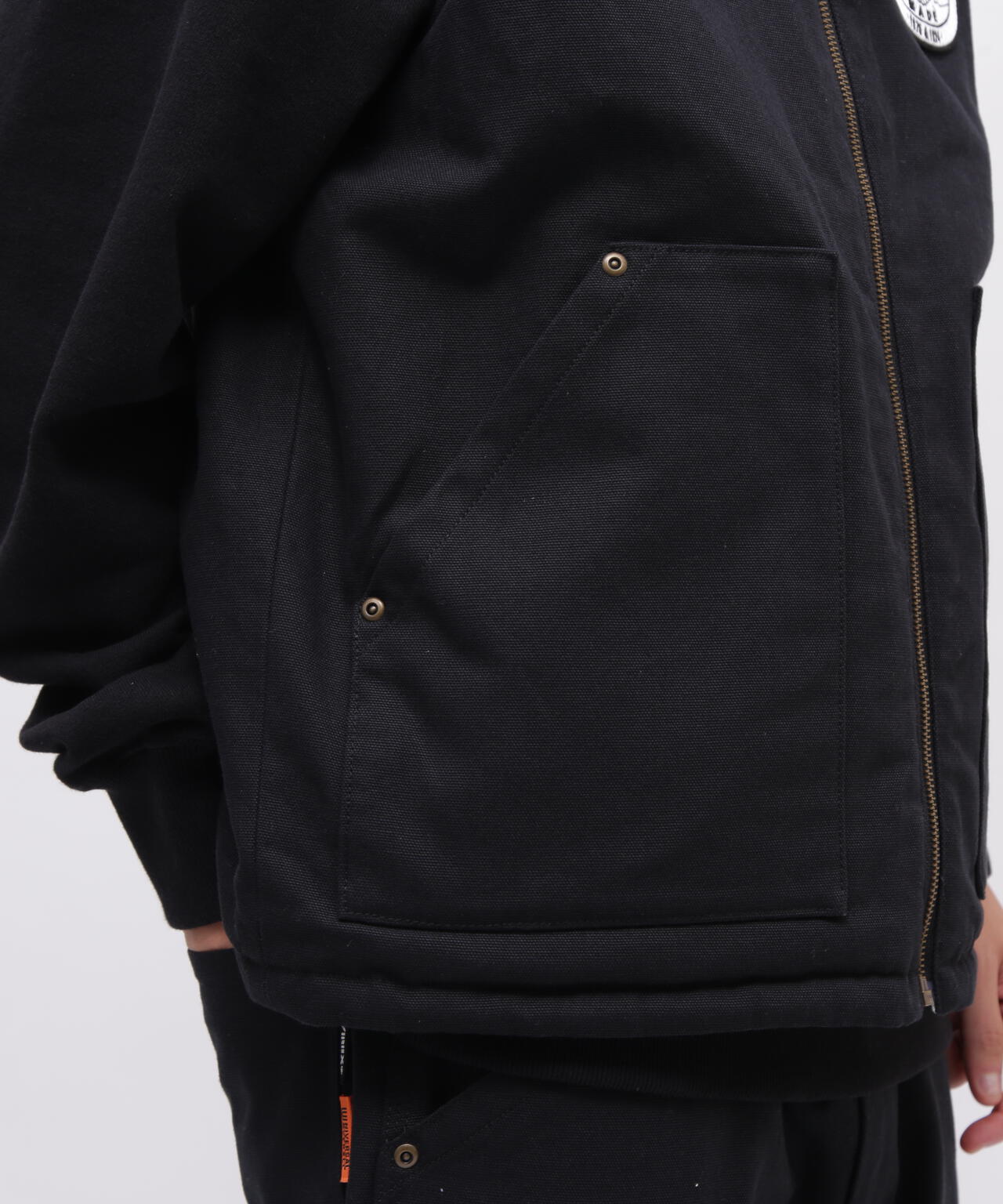 6a59b2d9-adad-548c-a5e0-2cdd02f8ec22_Image