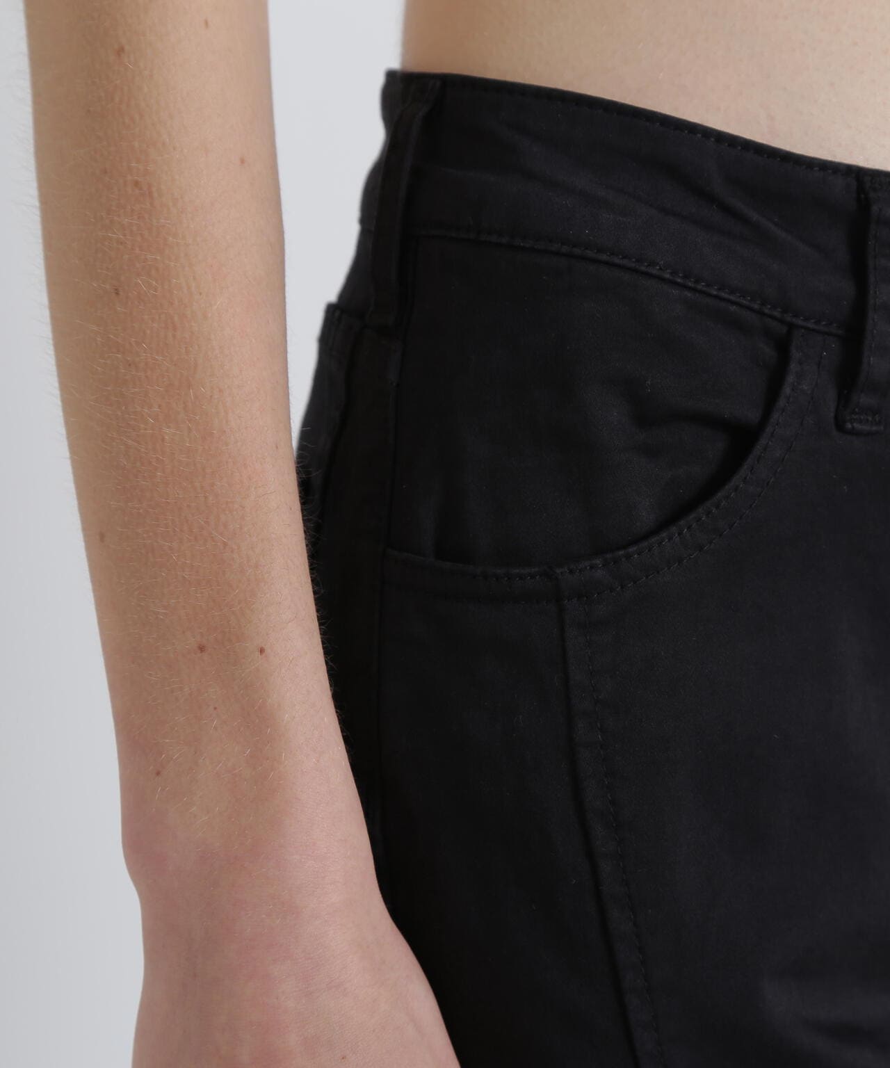 ebd674f9-d57f-5949-9995-43fa0d987ad2_Image