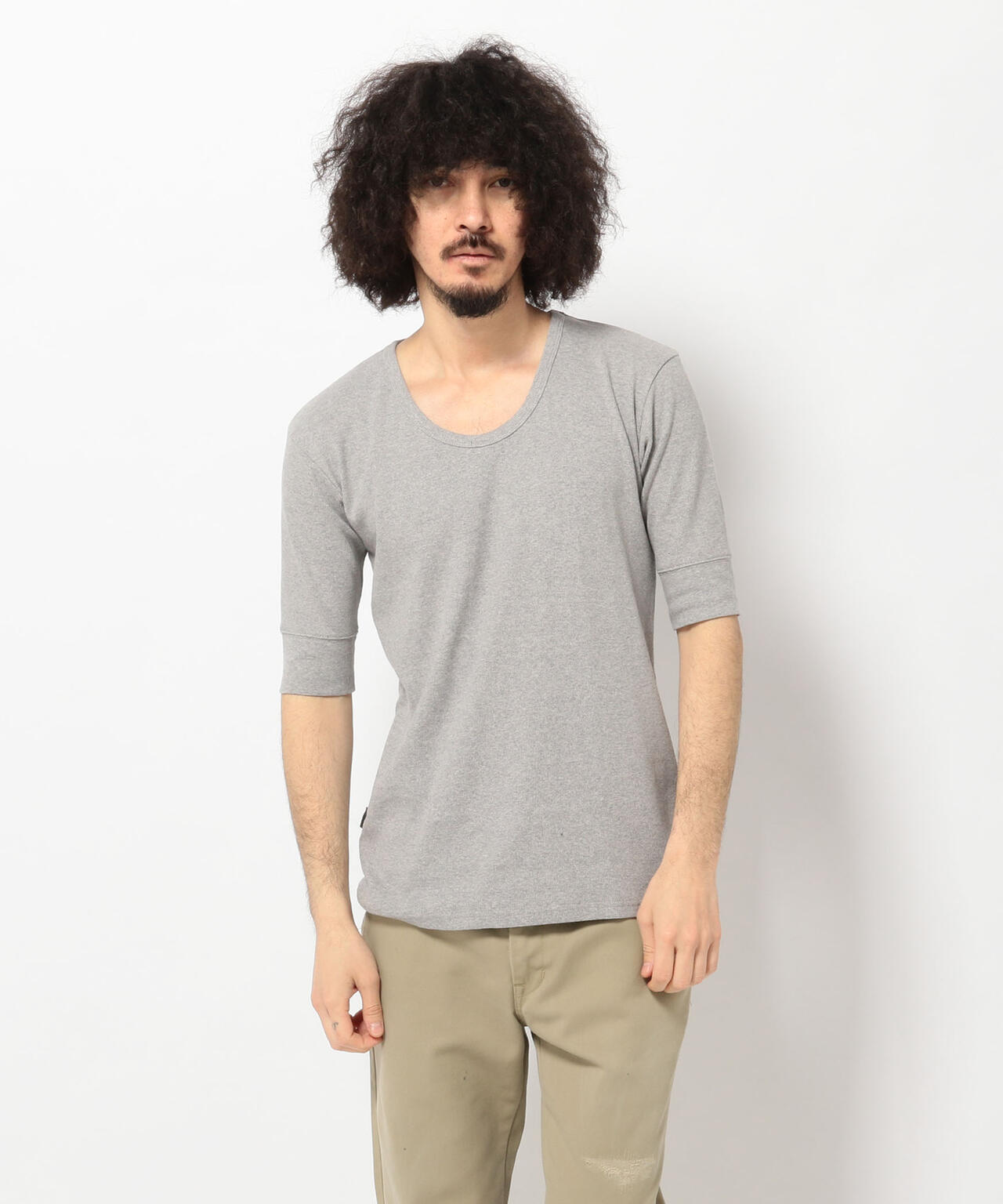 《DAILY/デイリー》HALF SLEEVE U-NECK T-SHIRT/デイリー 五分袖 Uネック Tシャツ/AVIREX