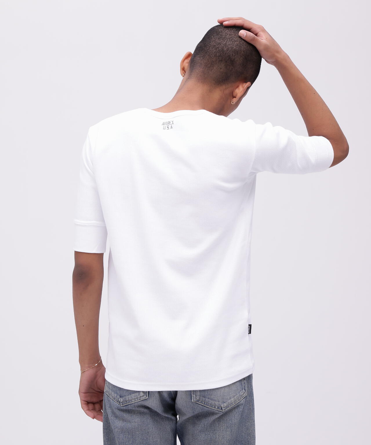 《DAILY/デイリー》HALF SLEEVE U-NECK T-SHIRT/デイリー 五分袖 Uネック Tシャツ/AVIREX