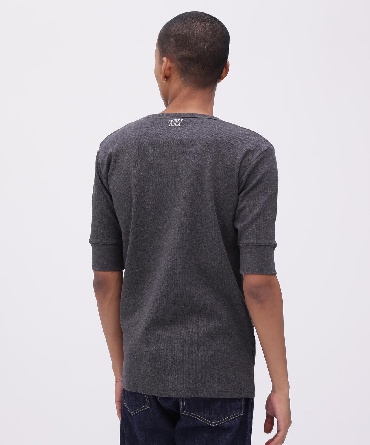 《DAILY/デイリー》HALF SLEEVE U-NECK T-SHIRT/デイリー 五分袖 Uネック Tシャツ/AVIREX