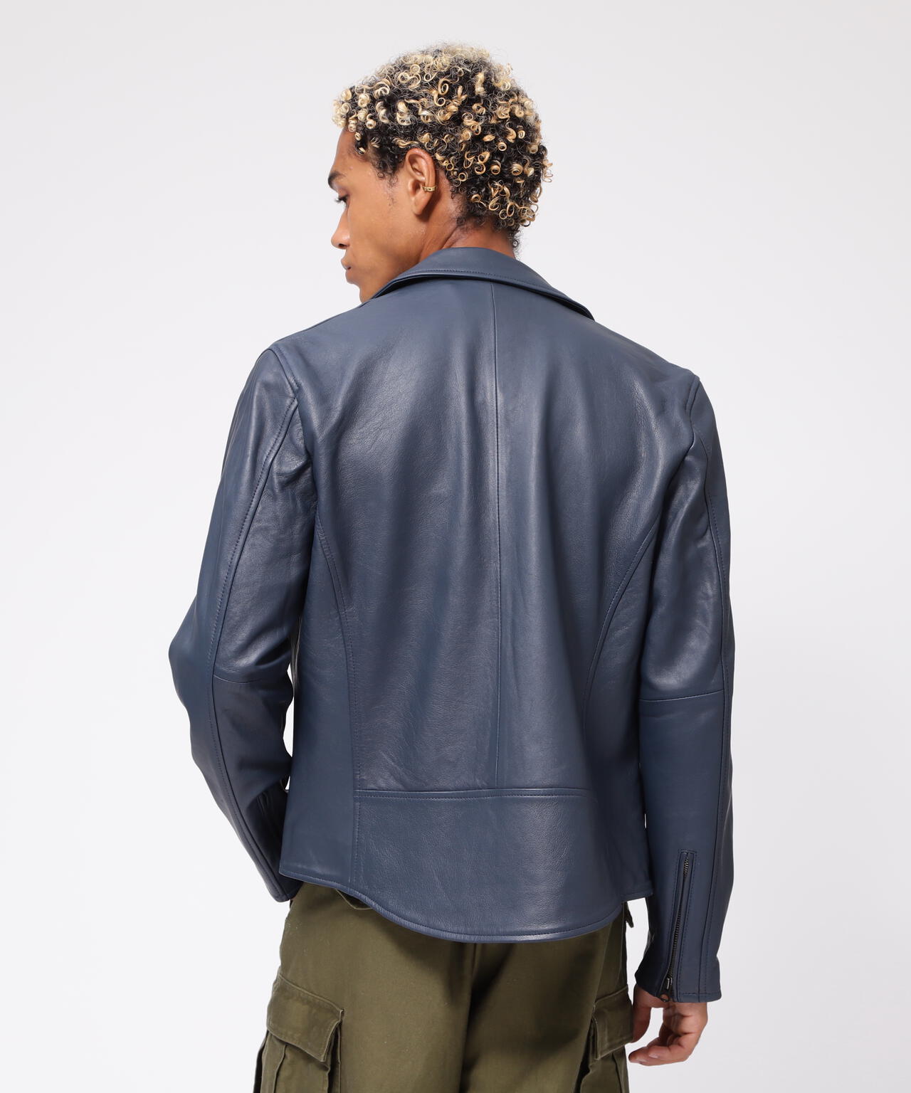 e7a78089-3528-5165-a2c4-71bd1aef854b_Image