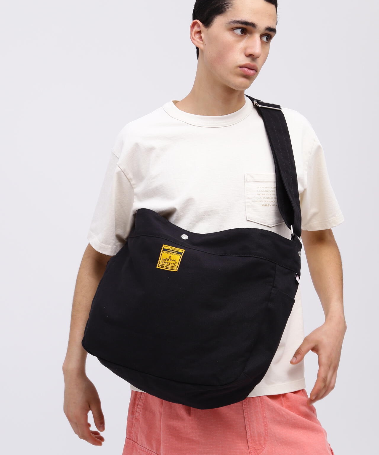 NEWSPAPER BAG/ニュースペーパー バッグ/AVIREX/アヴィレックス/AX2702