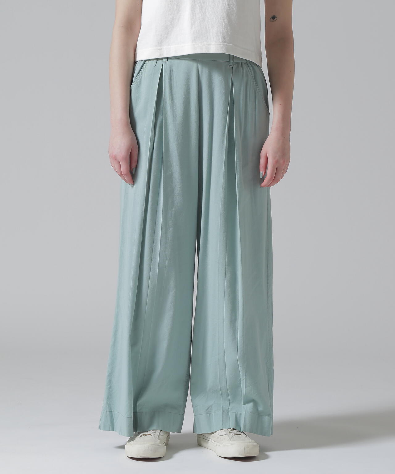 BOX PLEATS RELAX PANTS/ボックスプリーツ リラックスパンツ