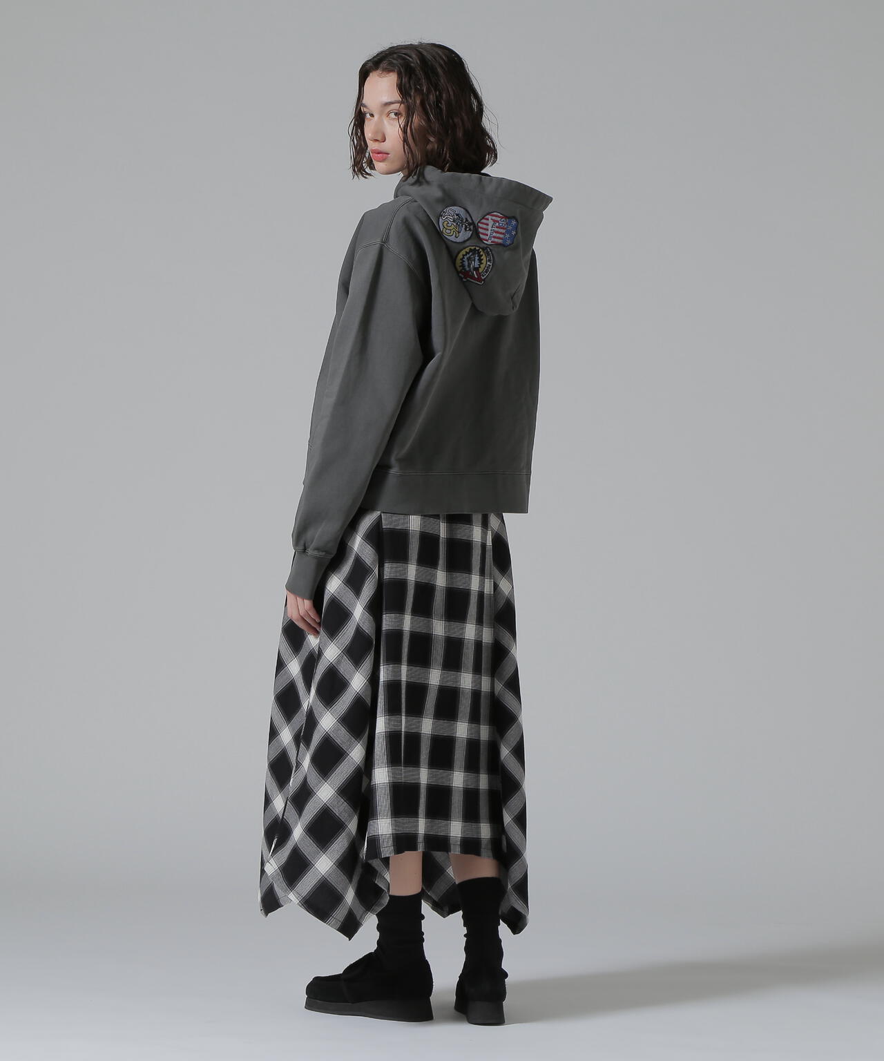 WAFFLE OMBRE CHECK IRREGULAR SKIRT/ワッフルオンブレチェック イレギュラースカート