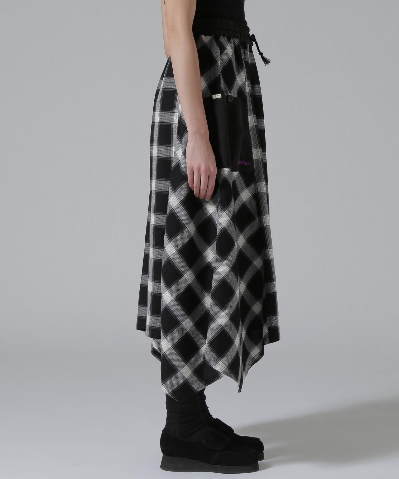WAFFLE OMBRE CHECK IRREGULAR SKIRT/ワッフルオンブレチェック イレギュラースカート