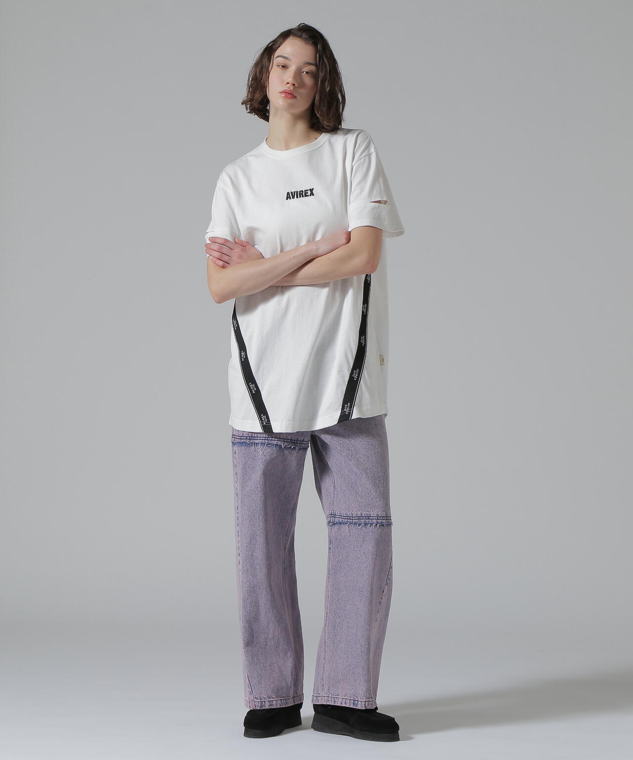 CUFFS OPEN LOGO TAPE EMBROIDERED ONEPIECE/カフスオープンロゴテープ刺繍ワンピース