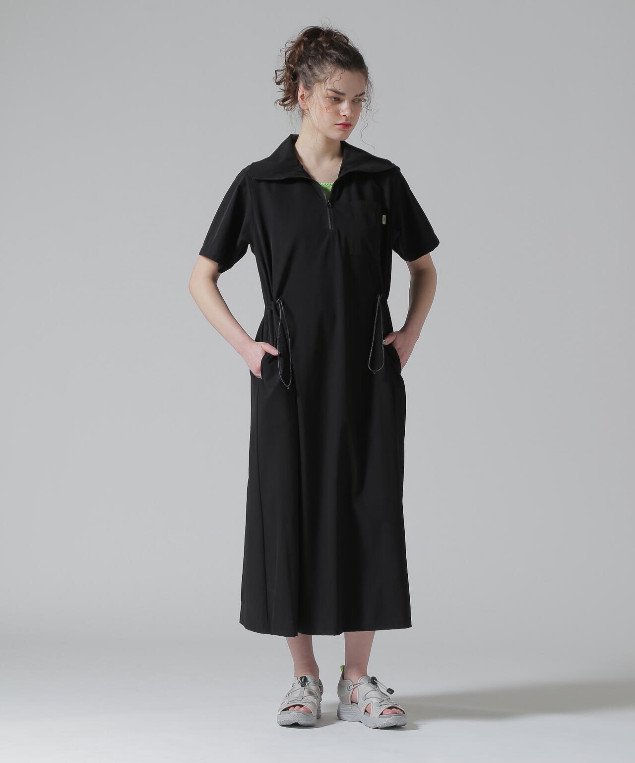 《直営店限定》HALF ZIP ACTIVE ONE PIECE/ハーフジップ アクティブワンピース