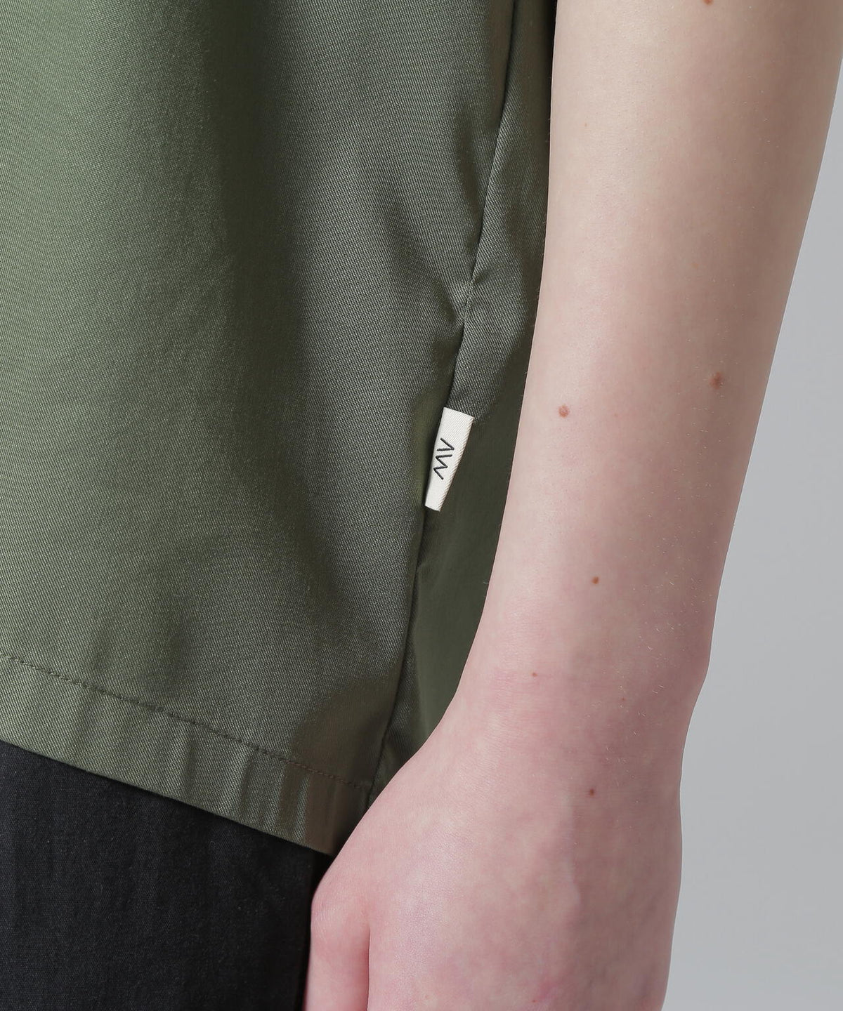 《直営店限定》WOMEN'S BACK RIBBON TENCEL SHIRTS/バックリボン テンセルシャツ