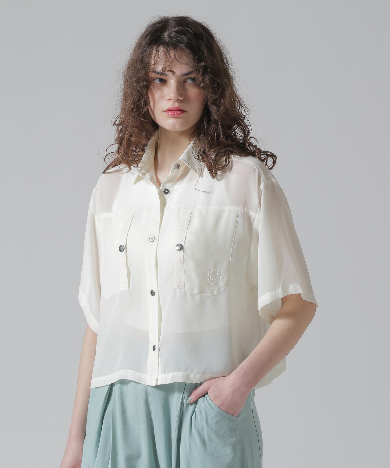 《WOMAN/直営店限定》EMBROIDERY SHEER SHIRT/刺繍シアーシャツ