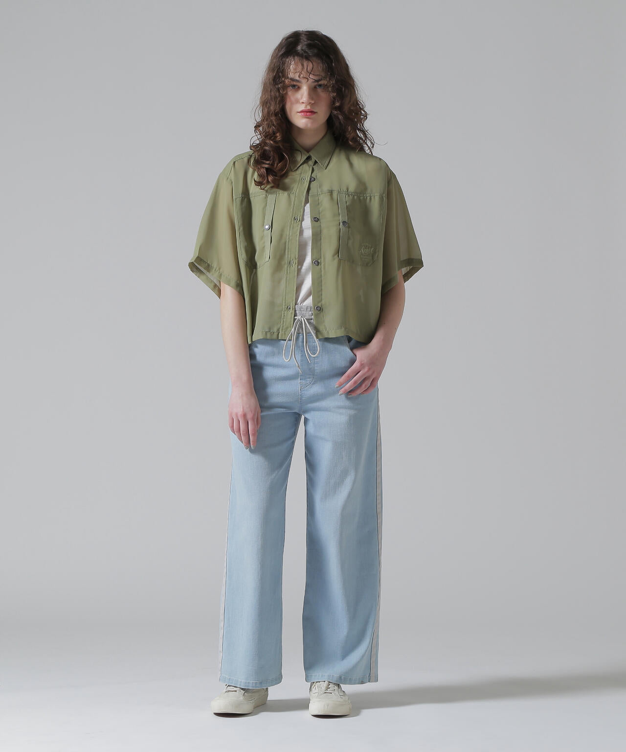 《WOMAN/直営店限定》EMBROIDERY SHEER SHIRT/刺繍シアーシャツ