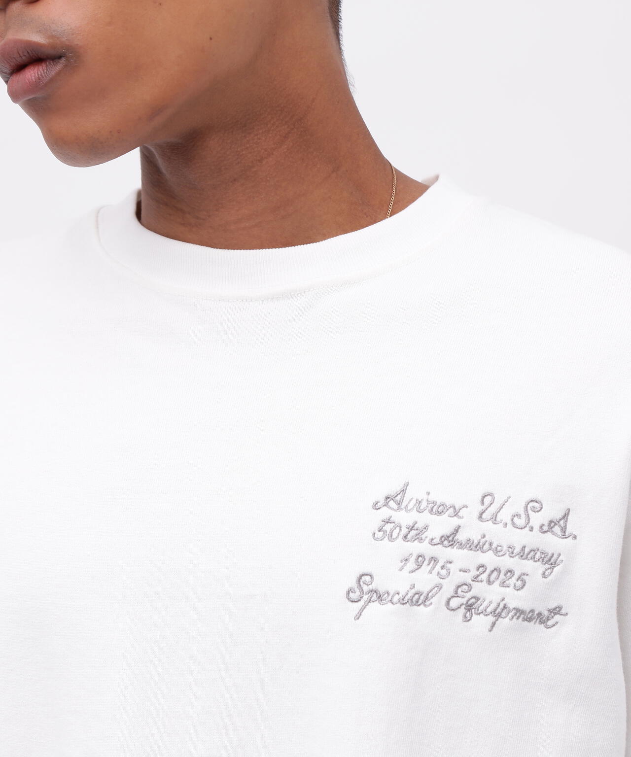 c32b2979-98b5-556c-9b18-2e355816e48c_Image