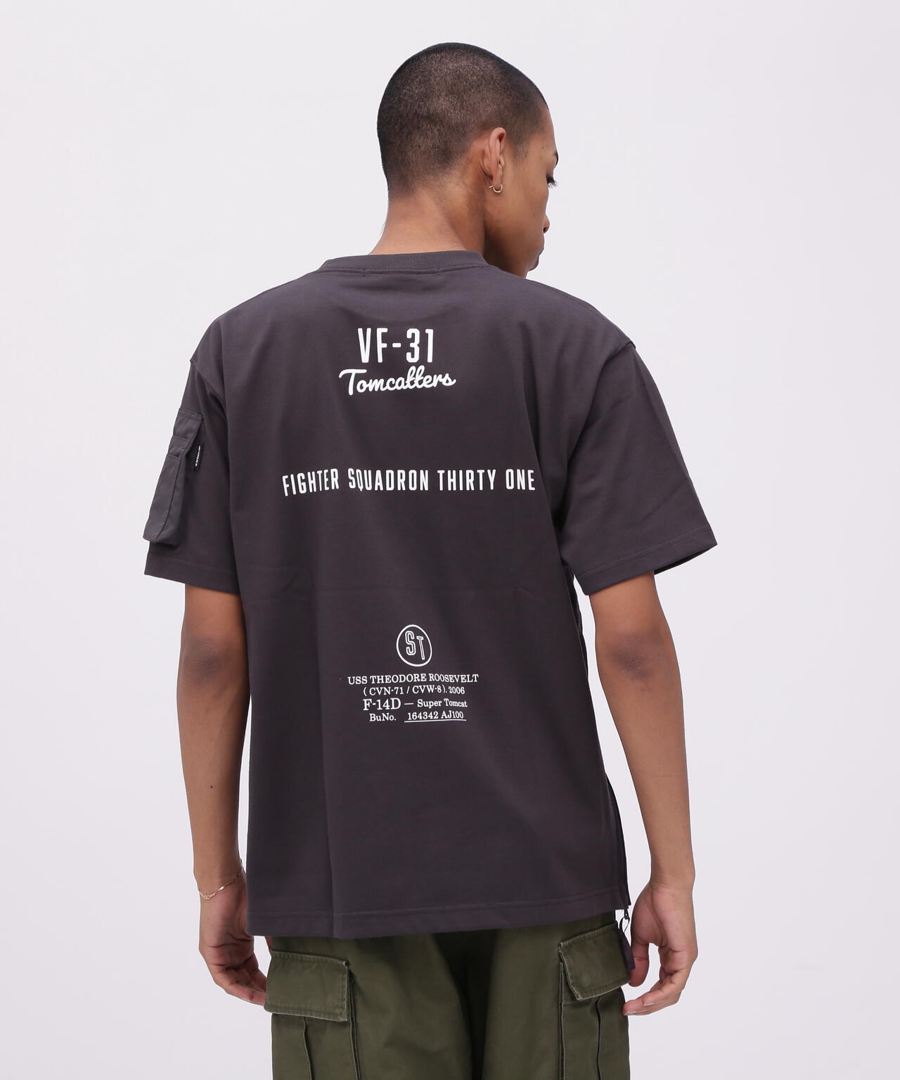 MIL. POCKET T-SHIRT / ミリタリーポケット 半袖Tシャツ / AVIREX / アヴィレックス