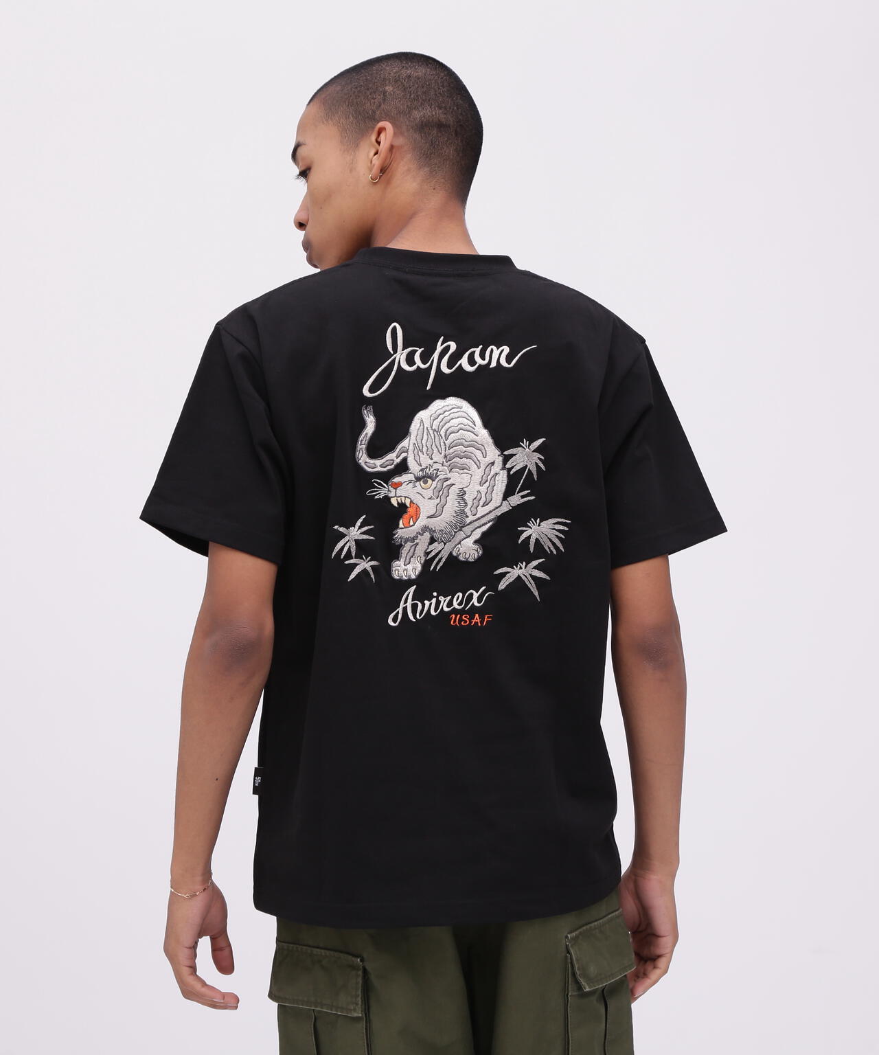SOUVENIR TIGER T-SHIRT / スーベニア タイガー 半袖Tシャツ / AVIREX / アヴィレックス