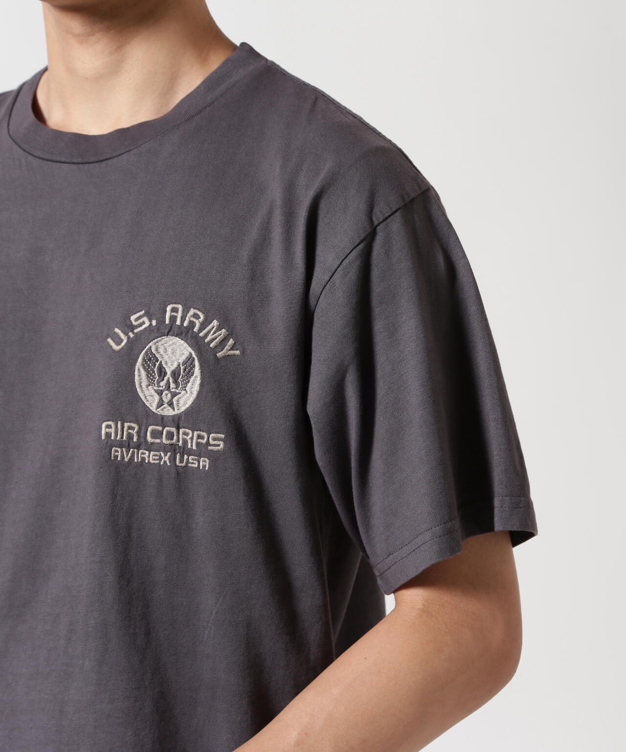FADE WASH EMBROIDERY T-SHIRT ”U.S.AAC”