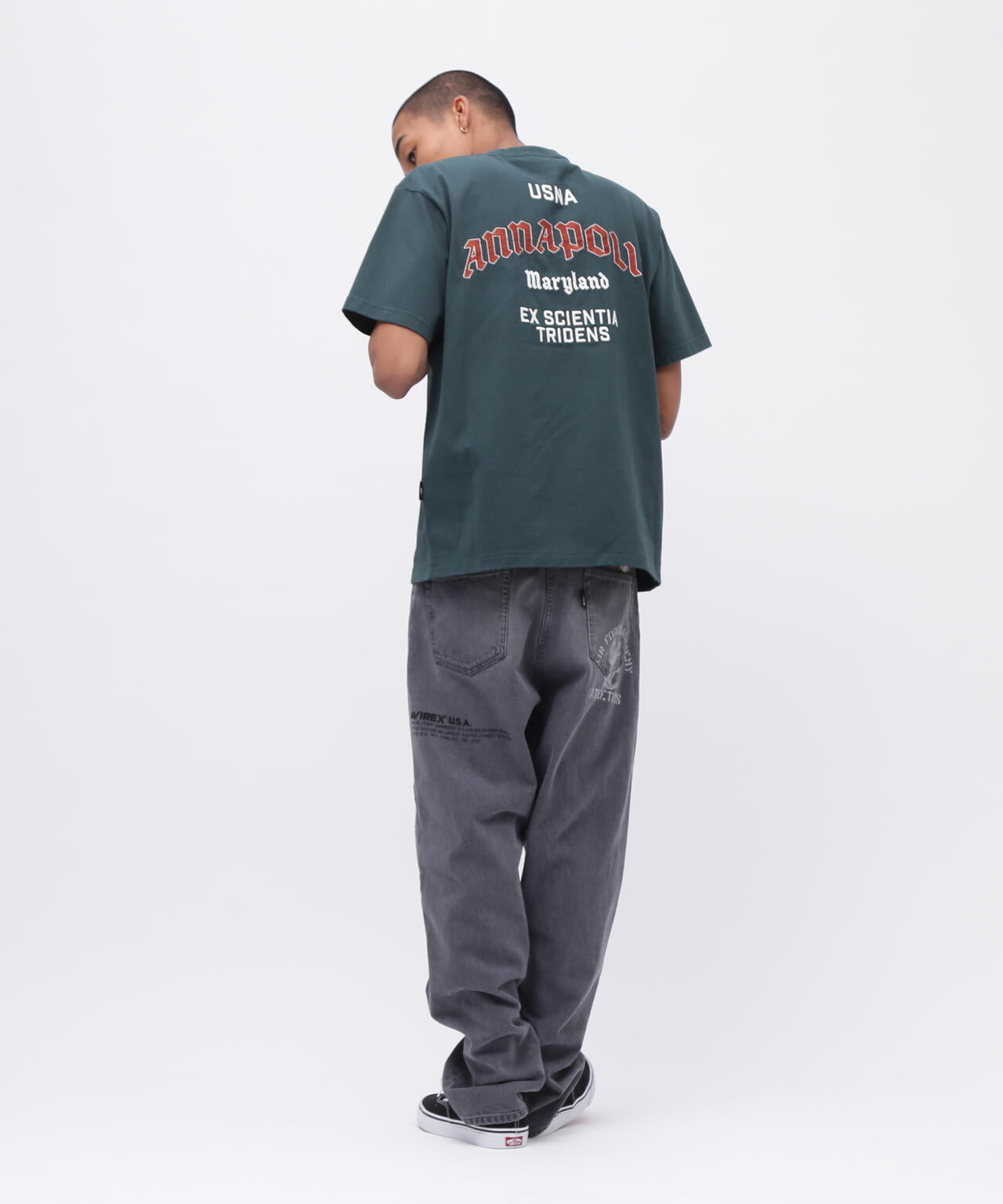 32114b72-95e3-5fb2-9b7e-c7b3e1de8b95_Image