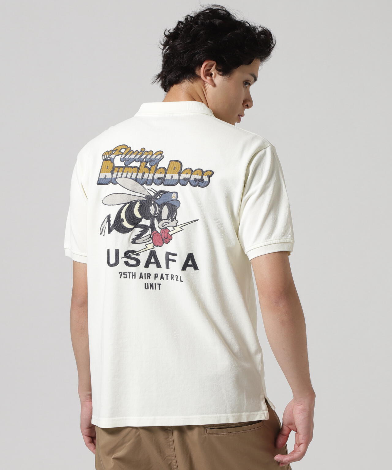 《直営店限定》FADE WASH EMB POLO "BUMBLE BEE" / フェイドウォッシュ 刺繍ポロ / AVIREX