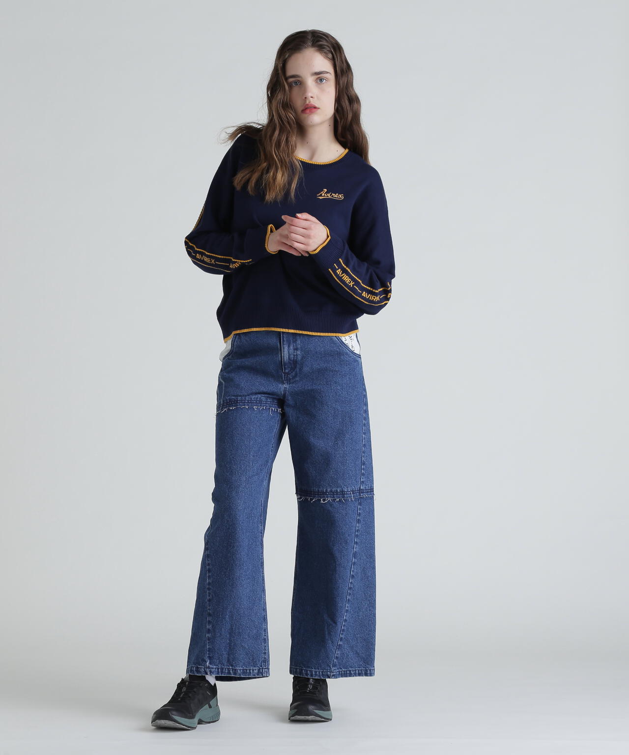 COLOR LINE BACK LOGO KNIT TOPS/カラーライン バックロゴトップス