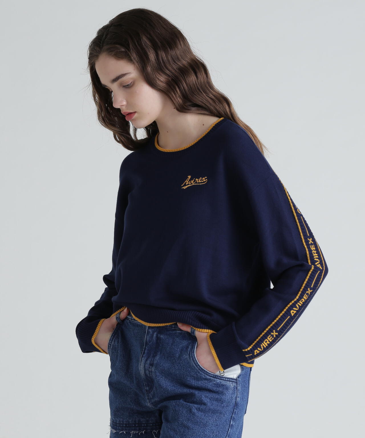 COLOR LINE BACK LOGO KNIT TOPS/カラーライン バックロゴトップス