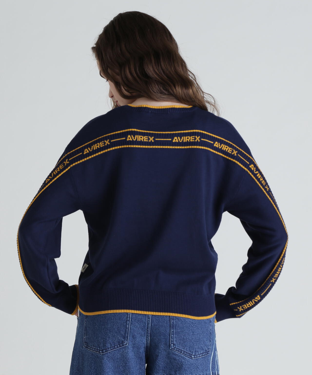 COLOR LINE BACK LOGO KNIT TOPS/カラーライン バックロゴトップス