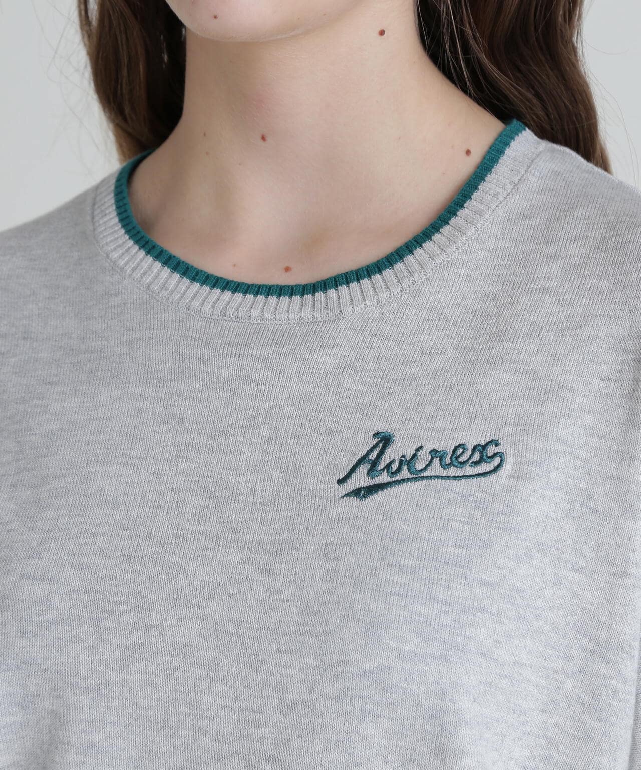 COLOR LINE BACK LOGO KNIT TOPS/カラーライン バックロゴトップス
