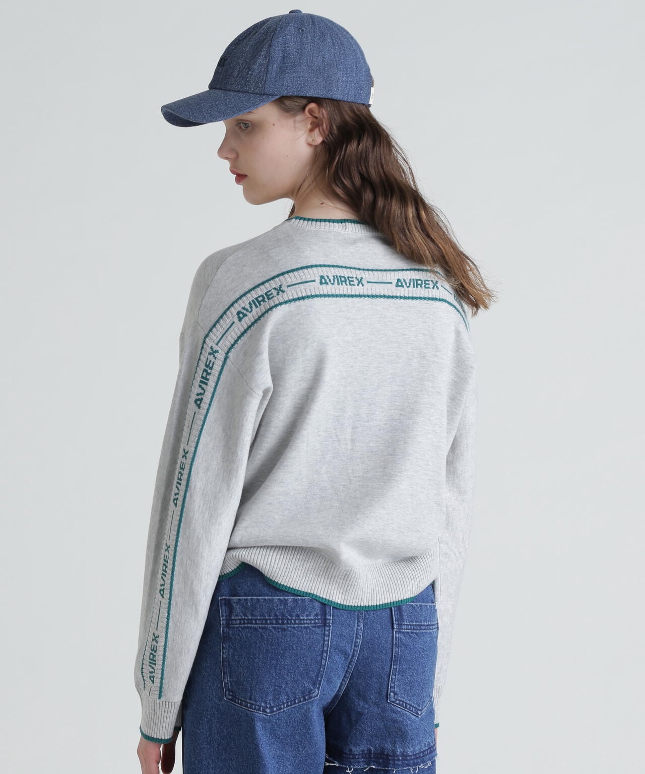 COLOR LINE BACK LOGO KNIT TOPS/カラーライン バックロゴトップス