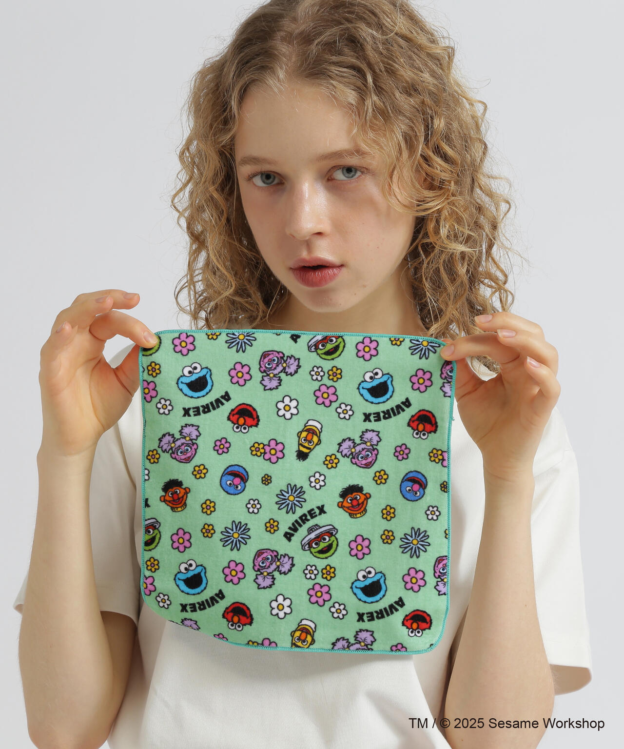 《SESAME STREET meets AVIREX》HAND TOWEL