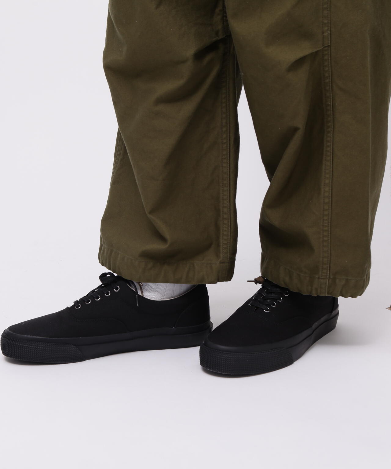 《直営限定》NAVY TRAINING SHOES / ネイビー トレーニング シューズ / AVIREX / アヴィレックス