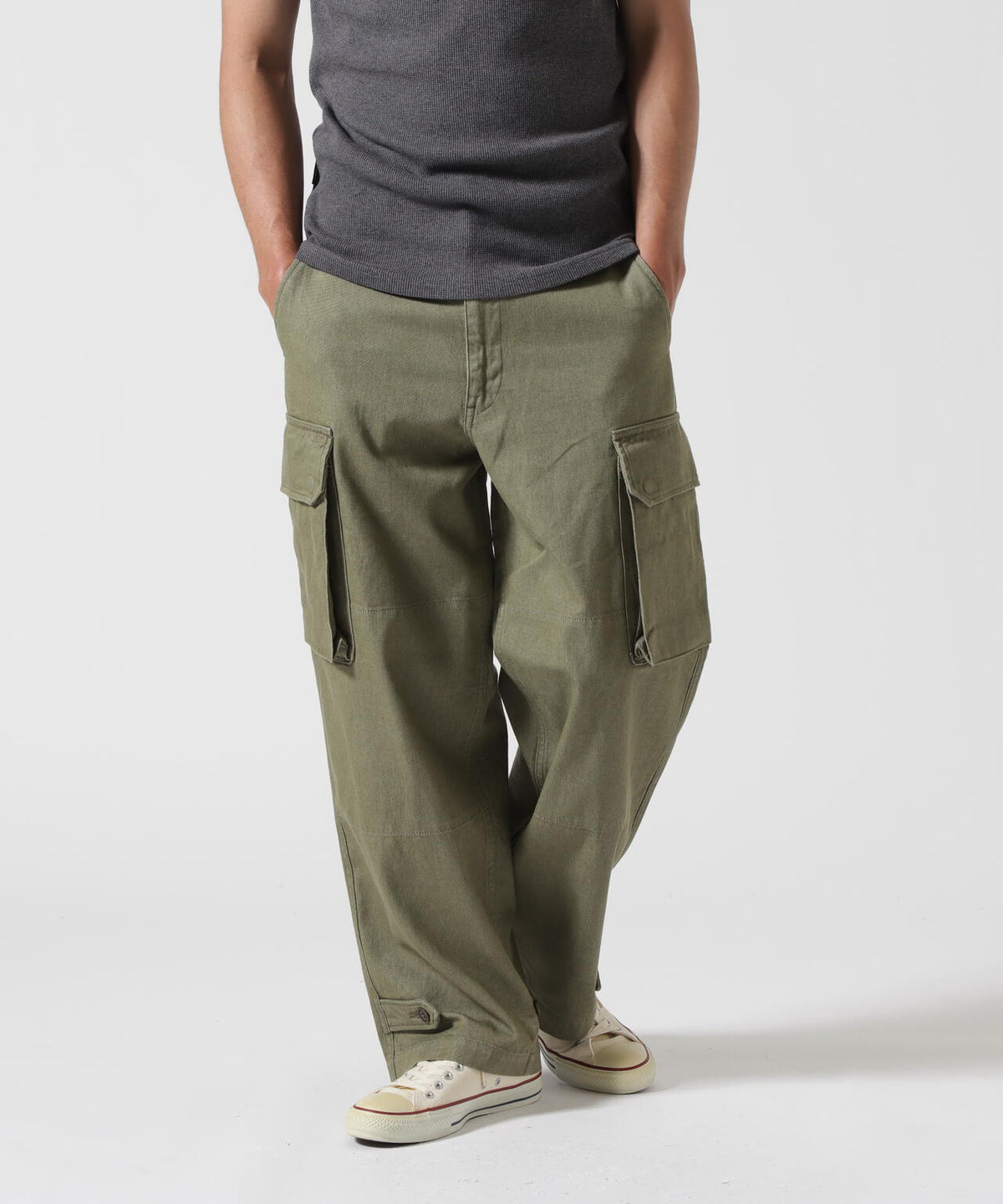 《TFQP by HANDROOM》GREEN SELVEDGE MILITARY DENIM CARGO TROUSERS M-47