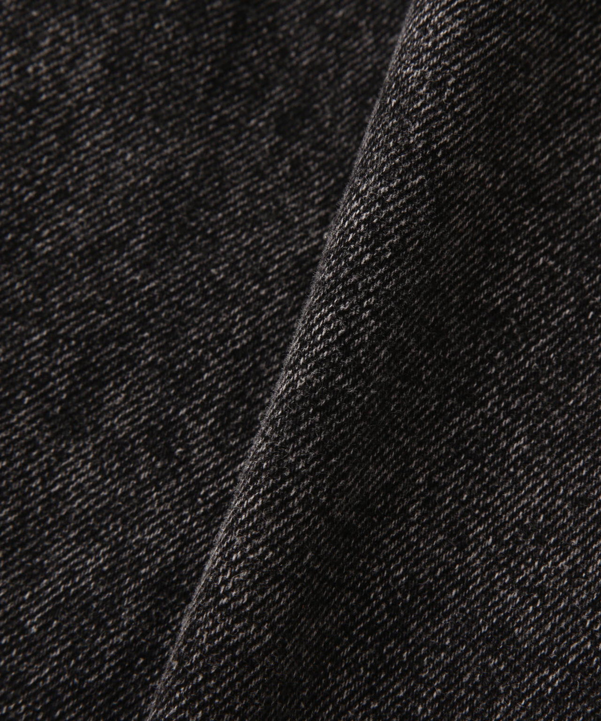 LEATHER PATCH DENIM PANTS