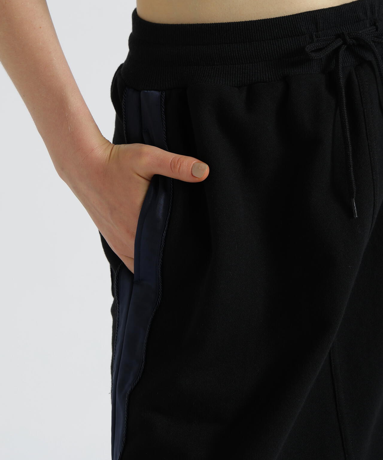 《SOUVENIR COLLECTION》WOMAN/SATIN SKA COMBI SKIRT