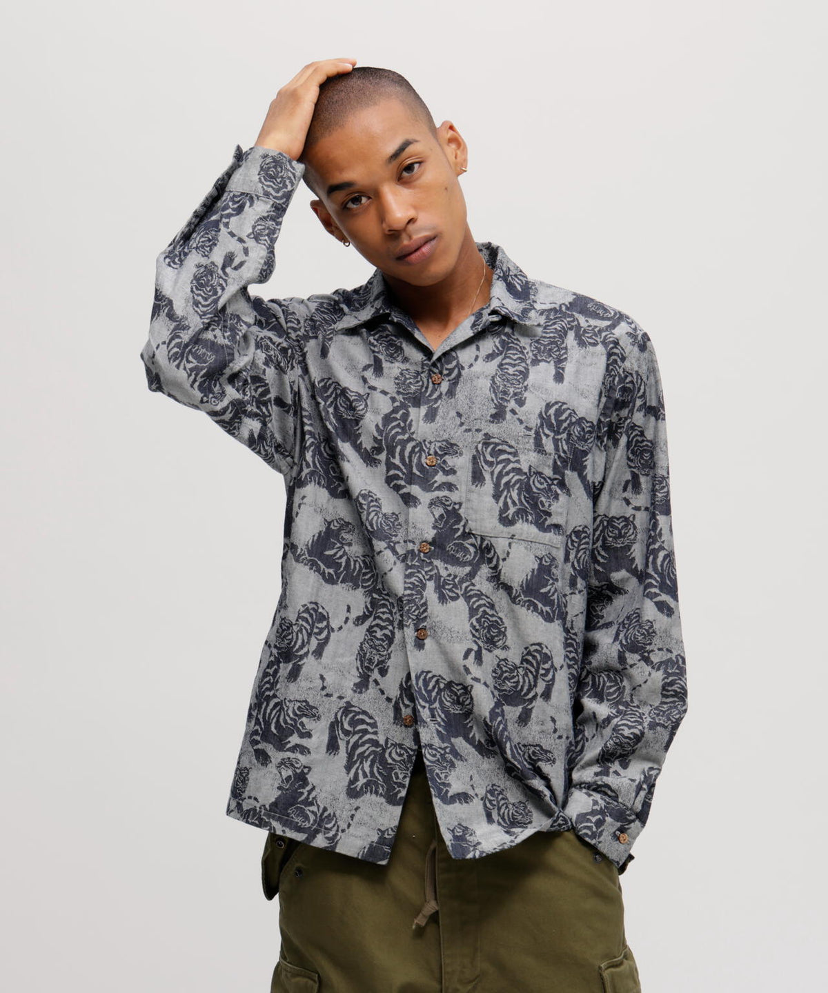 《SOUVENIR COLLECTION》SUKA SHIRTS ”100 TIGER”