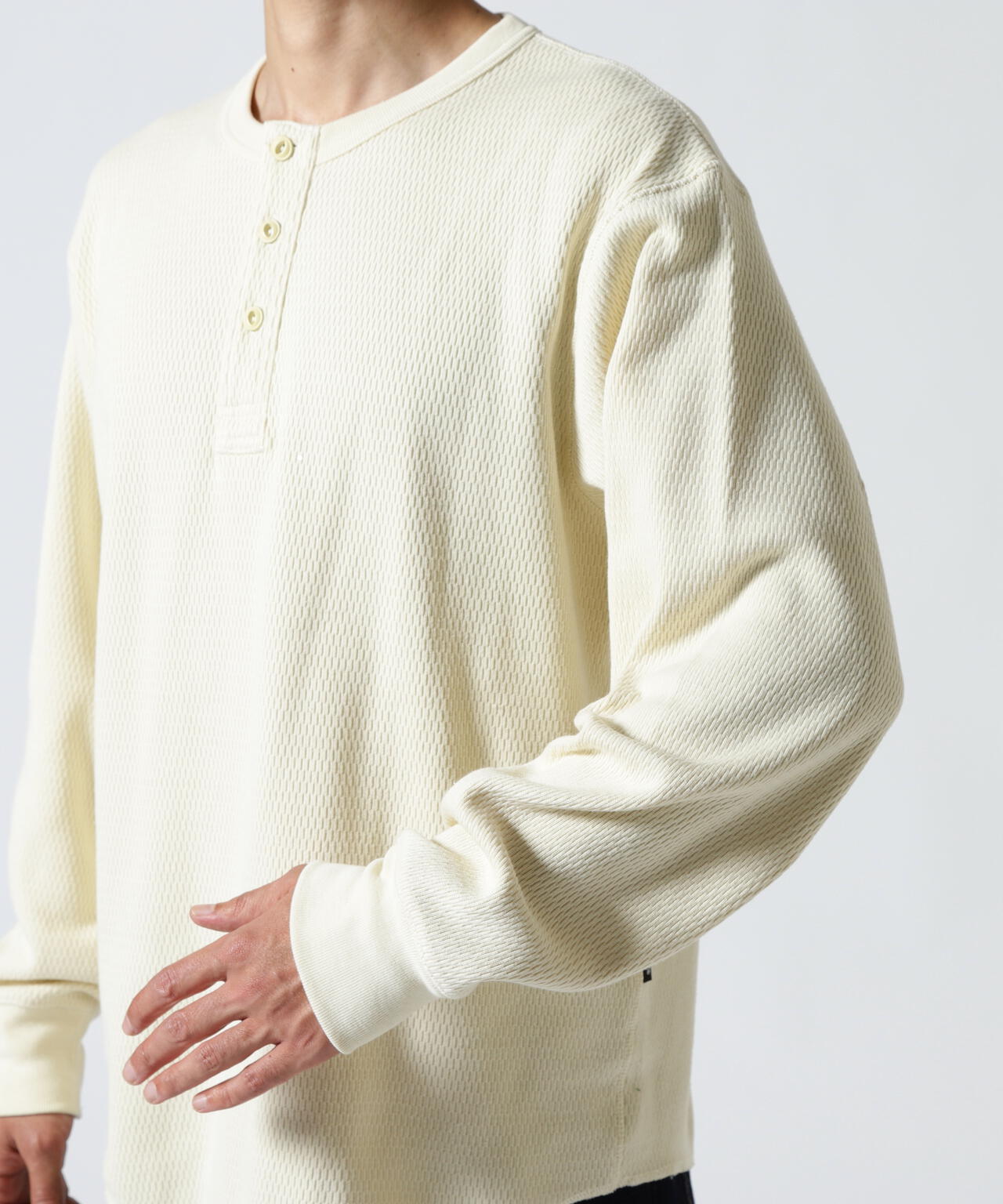 HONEYCOMB WAFFLE L/S HENLEY NECK T-SHIRT
