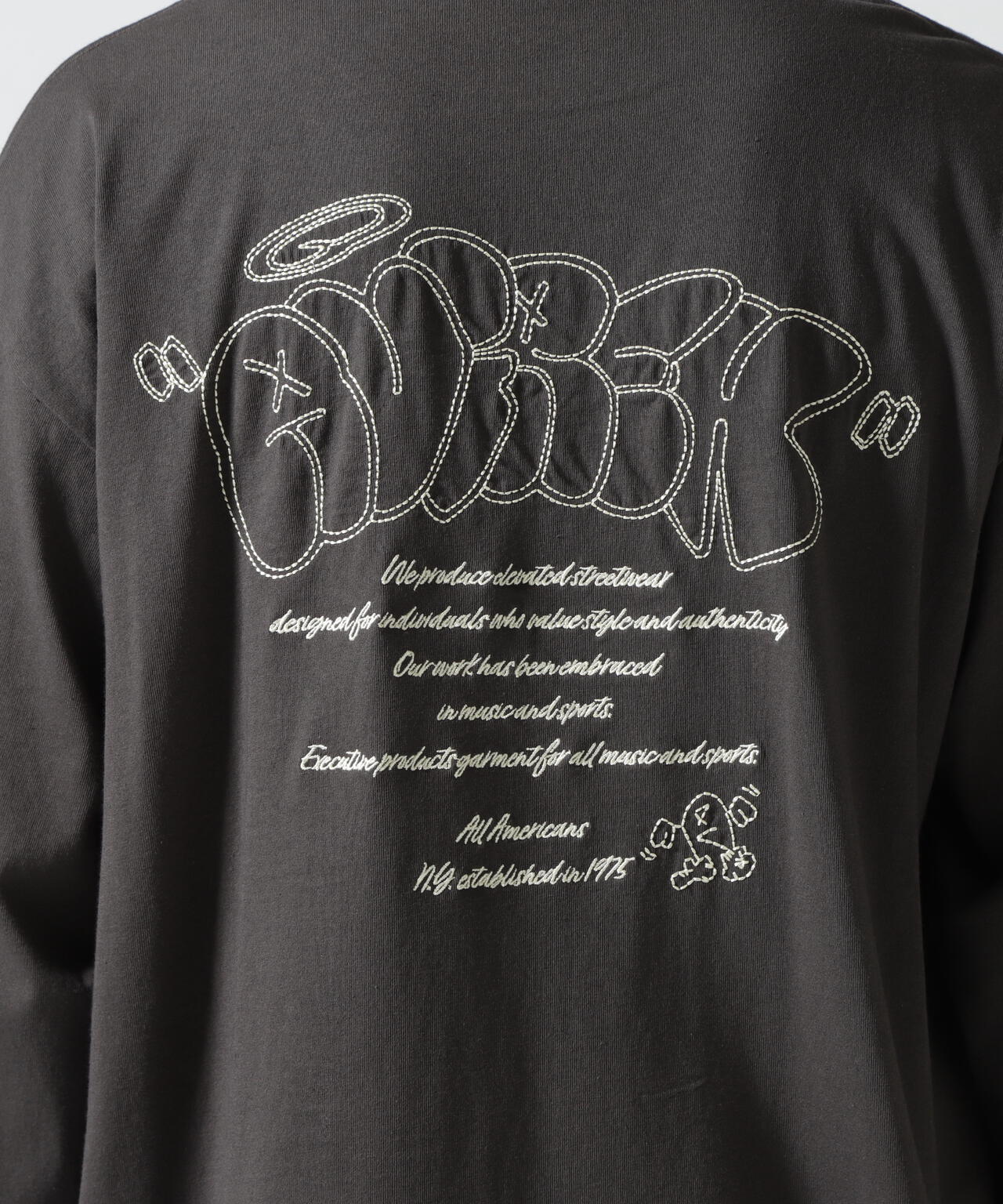 《直営店限定》GRAFFITI EMBROIDERY L/S T-SHIRT