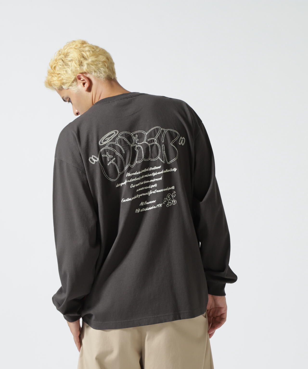 《直営店限定》GRAFFITI EMBROIDERY L/S T-SHIRT