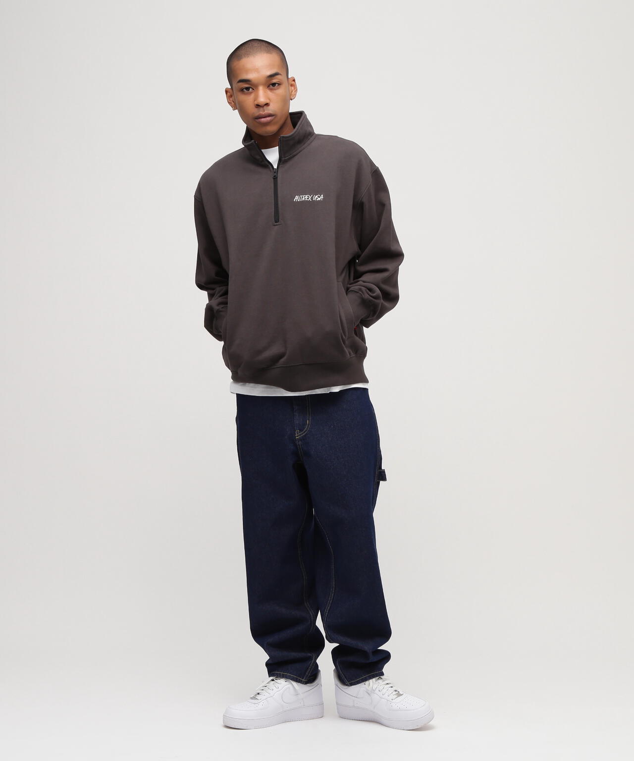 《直営店限定》GRAFFITI HALF ZIP SWEAT