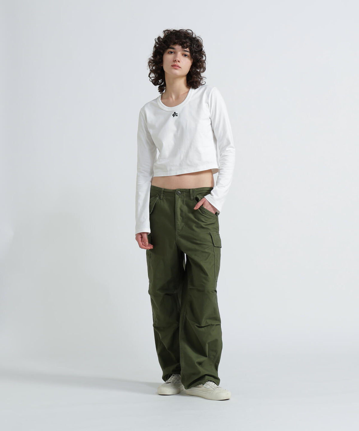 《WOMAN/直営店限定》SHORT EMBROIDERY LOGO T-SHIRT