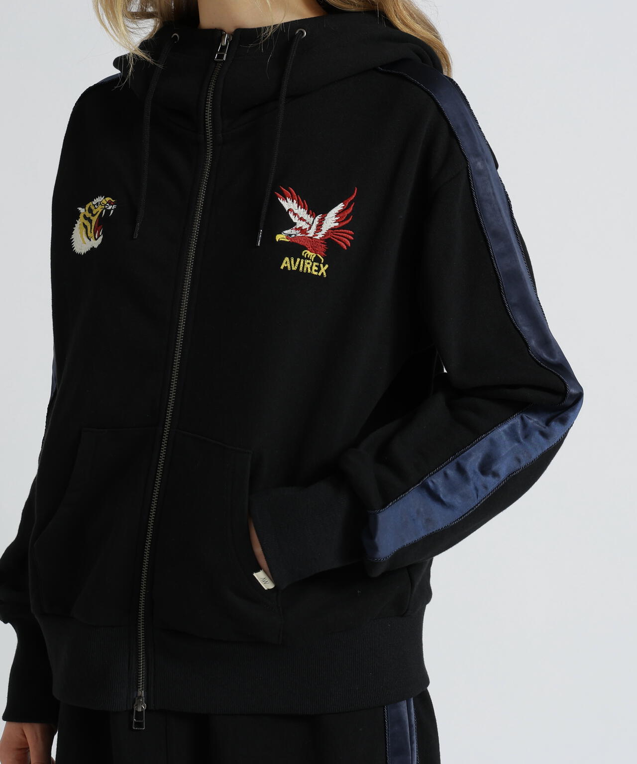 《SOUVENIR COLLECTION》WOMAN/SATIN SKA COMBI PARKA